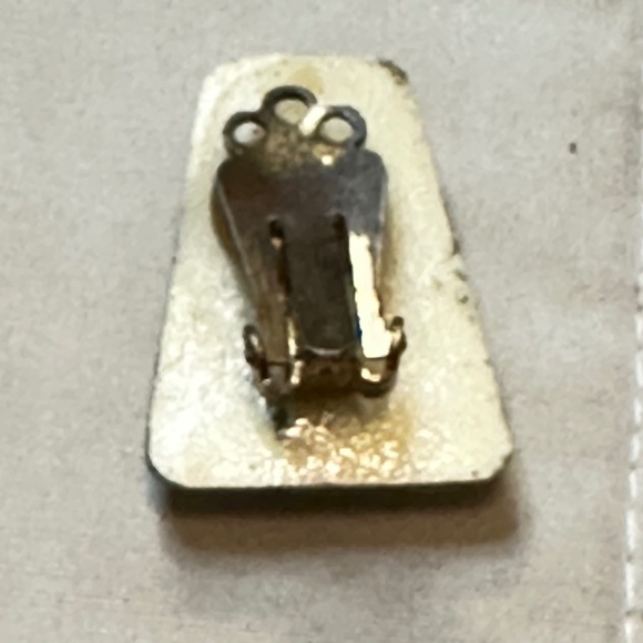 2/$20 Gold Tone Earrings Seahorse Starfish Kelp & Shells Clip On’s Vintage - Picture 4 of 11